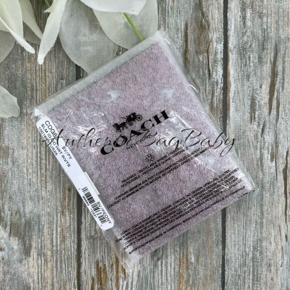 Coach Slim Id Card Case With Heat Rivets Wallet Purse - Picture 6 of 6